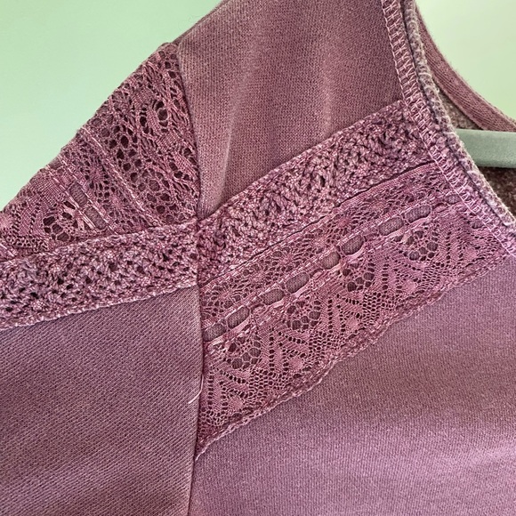 Wide neck sweatshirt - Picture 2 of 4